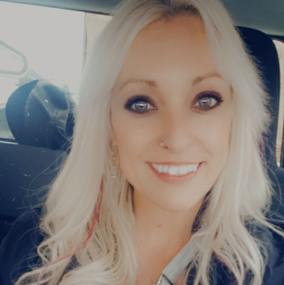 Meet your Posher, Jamie - Picture 2 of 2